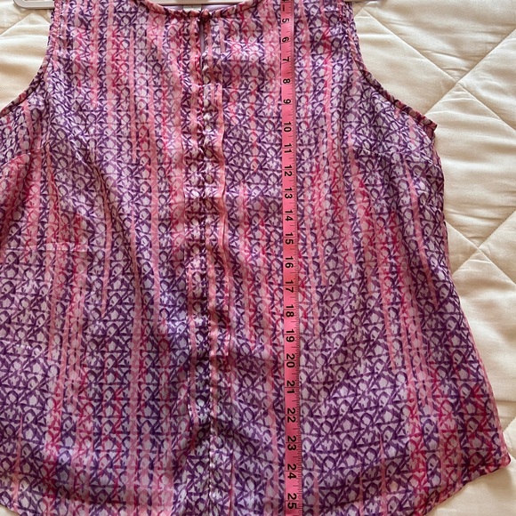 Christopher & Banks sleeveless top - Picture 5 of 7